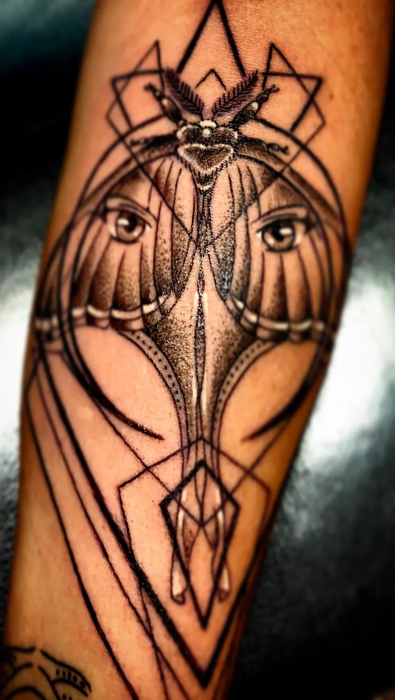 Tattoo by Sam Woodard at Legacy Tattoo Company in Kelso, WA
