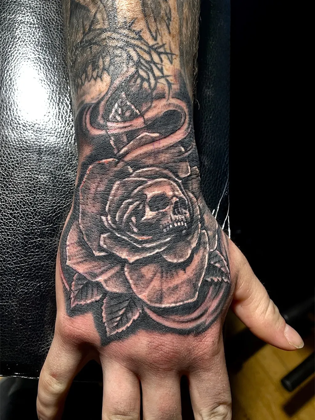 Tattoo by Sam Woodard at Legacy Tattoo Company in Kelso, WA